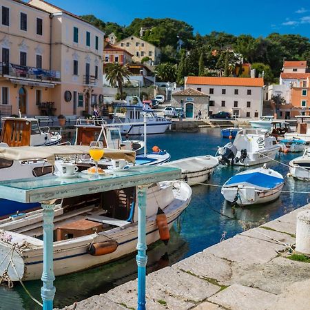 Bed&Breakfast Saturn Veli Lošinj Dış mekan fotoğraf