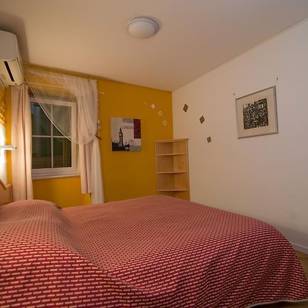 Bed&Breakfast Saturn Veli Lošinj Dış mekan fotoğraf