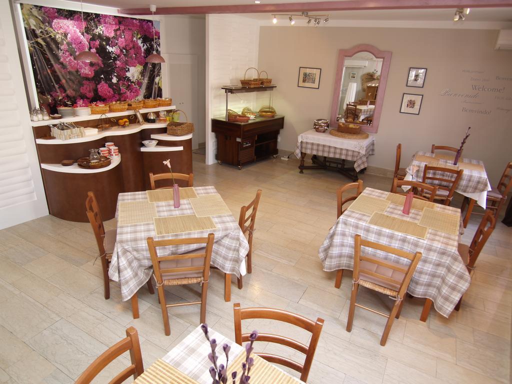 Bed&Breakfast Saturn Veli Lošinj Dış mekan fotoğraf