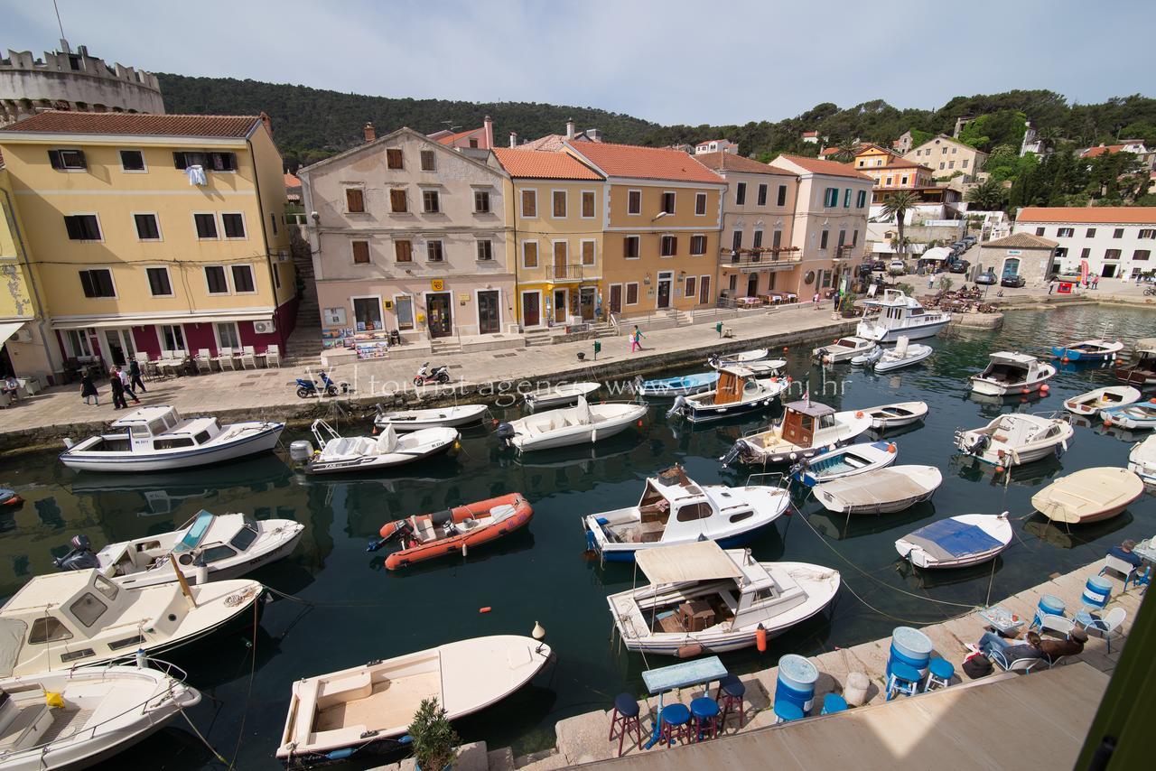 Bed&Breakfast Saturn Veli Lošinj Dış mekan fotoğraf