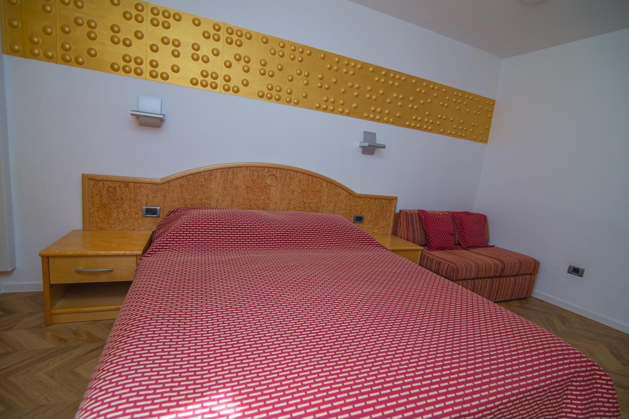 Bed&Breakfast Saturn Veli Lošinj Dış mekan fotoğraf